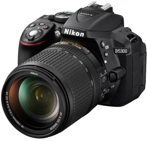 DC SLR Nikon D5300 KIT AF-S DX NIKKOR 18-55mm VR II 24.2Mpix