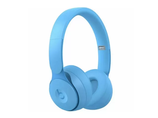 Beats Solo Pro Bluetooth Light Blue